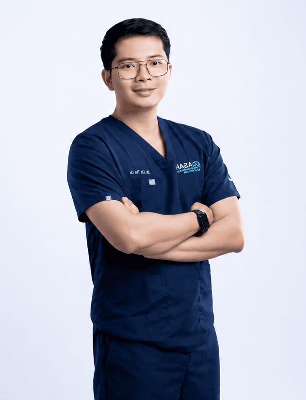 Portrait of Dr Lin Tun Oo at Asahi Dental Specialist Clinic